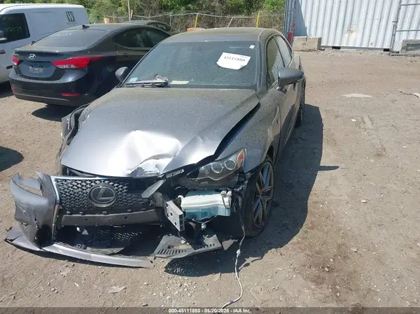 JTHCE1D22G5010251 2016 LEXUS IS - Image 2