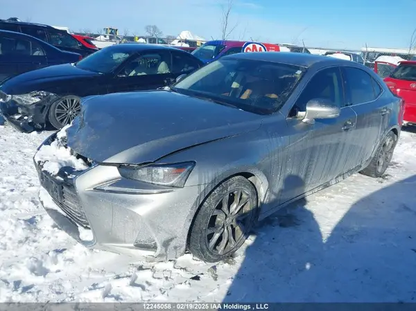 JTHCE1D22H5013006 2017 LEXUS IS - Image 2