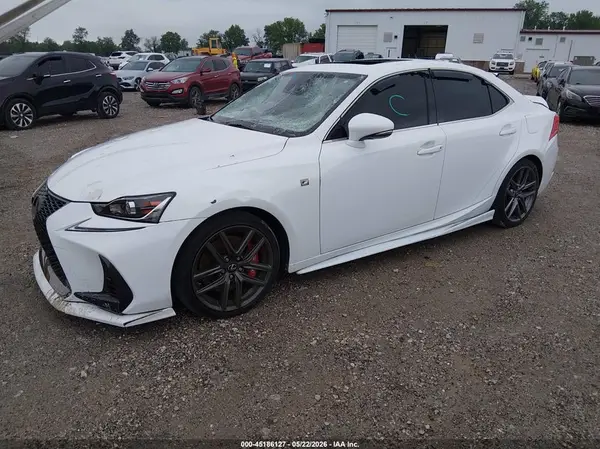 JTHCE1D22H5014480 2017 LEXUS IS - Image 2