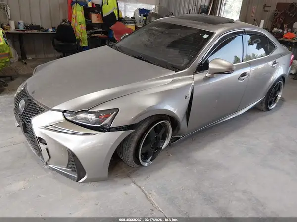 JTHCE1D23H5013760 2017 LEXUS IS - Image 2