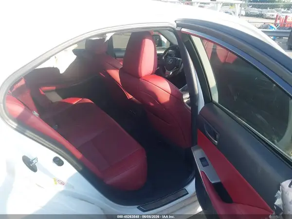 JTHCE1D25H5013713 2017 LEXUS IS - Image 8