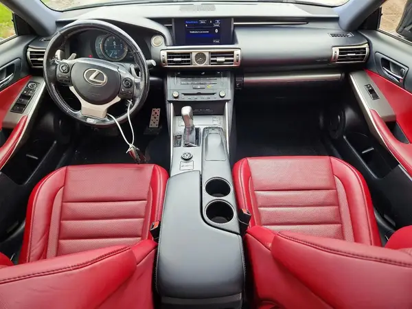 JTHCE1D26G5012567 2016 LEXUS IS - Image 8