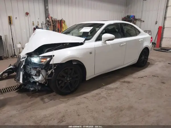 JTHCE1D26H5014224 2017 LEXUS IS - Image 2
