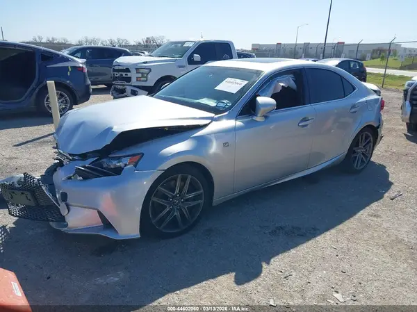 JTHCE1D27G5010701 2016 LEXUS IS - Image 2