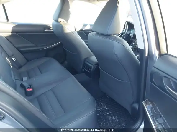 JTHCE1D27H5013390 2017 LEXUS IS - Image 8