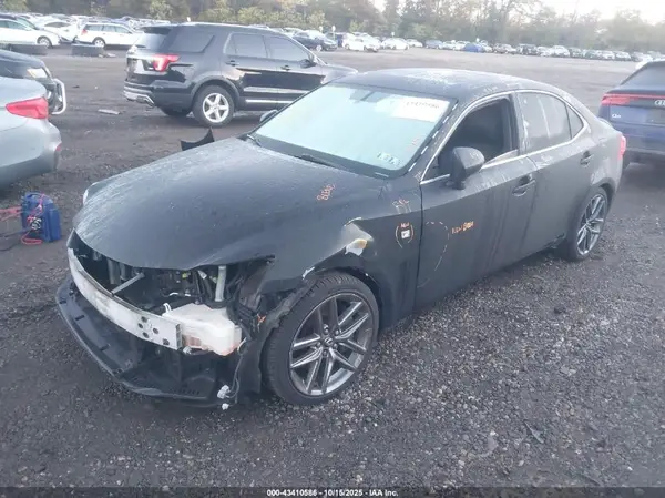 JTHCE1D28G5010853 2016 LEXUS IS - Image 2