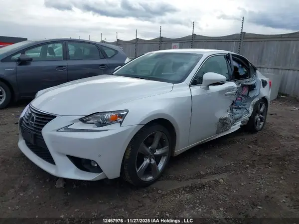 JTHCE1D28G5011906 2016 LEXUS IS - Image 2