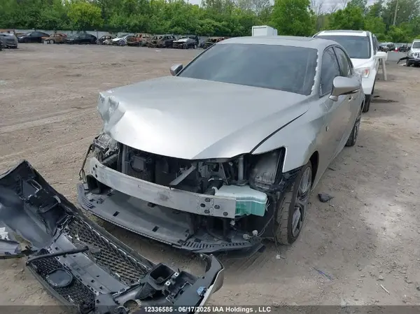 JTHCE1D29G5011932 2016 LEXUS IS - Image 2