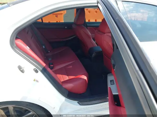 JTHCE1D2XG5010479 2016 LEXUS IS - Image 8