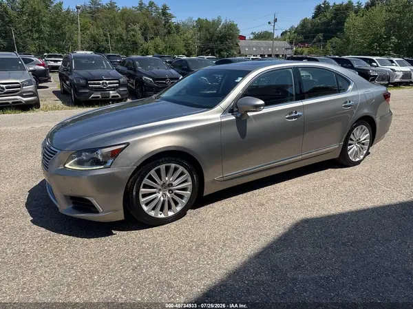 JTHCL5EF1G5027458 2016 LEXUS LS - Image 2