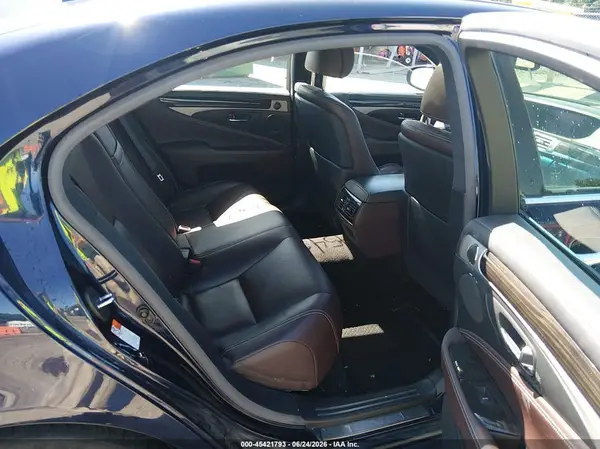 JTHCL5EF1H5028000 2017 LEXUS LS - Image 8