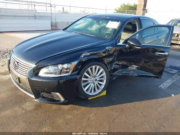 JTHCL5EF1H5029437 2017 LEXUS LS - Image 2