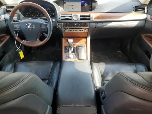 JTHCL5EF2G5026822 2016 LEXUS LS - Image 8