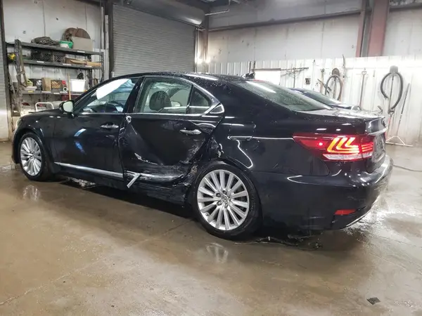 JTHCL5EF2G5027355 2016 LEXUS LS - Image 2