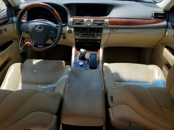 JTHCL5EF2G5027520 2016 LEXUS LS - Image 8