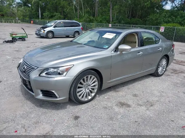 JTHCL5EF3G5027459 2016 LEXUS LS - Image 2