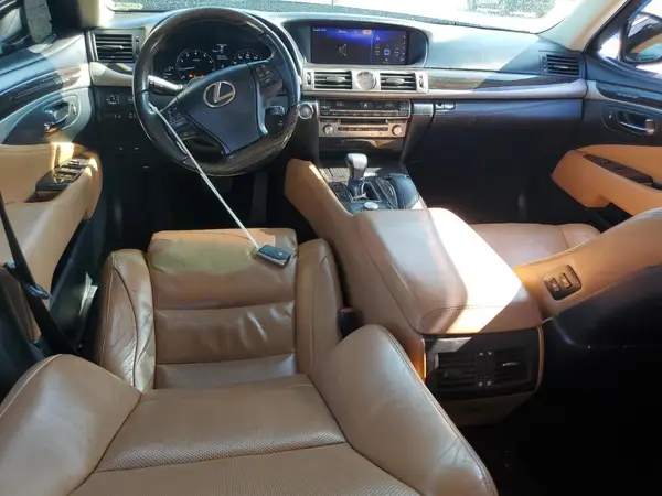 JTHCL5EF7G5025682 2016 LEXUS LS - Image 8