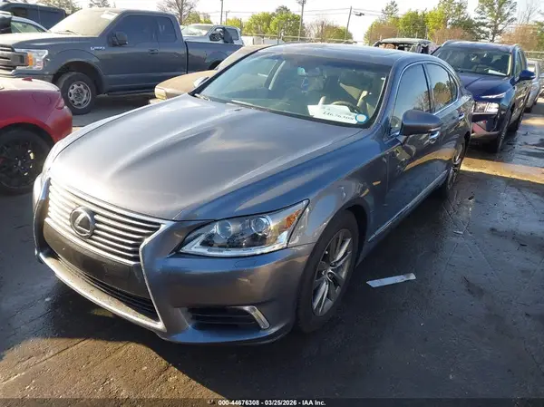 JTHCL5EFXG5026728 2016 LEXUS LS - Image 2