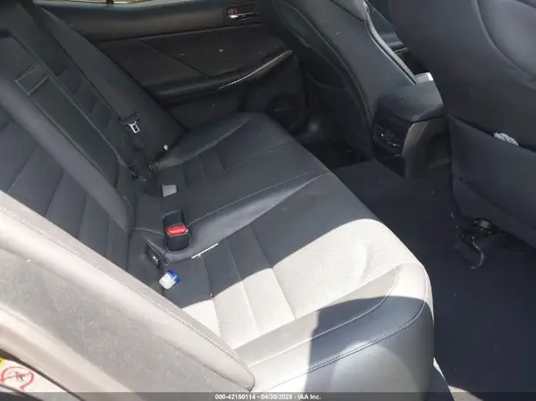 JTHCM1D20G5006122 2016 LEXUS IS - Image 8