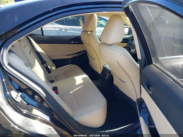 JTHCM1D20G5006217 2016 LEXUS IS - Image 8