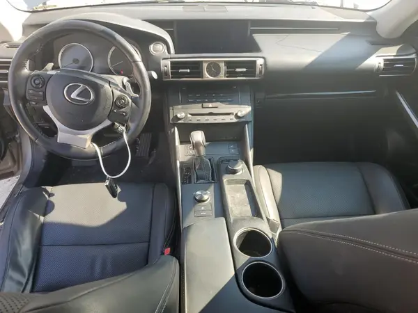 JTHCM1D20G5010106 2016 LEXUS IS - Image 8