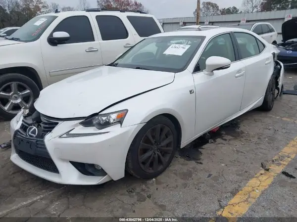 JTHCM1D20G5010753 2016 LEXUS IS - Image 2