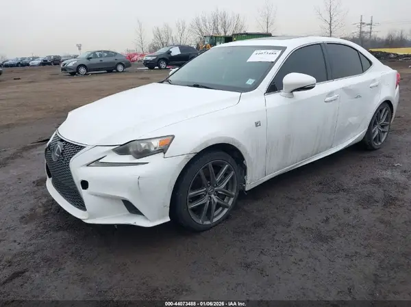 JTHCM1D20G5012504 2016 LEXUS IS - Image 2