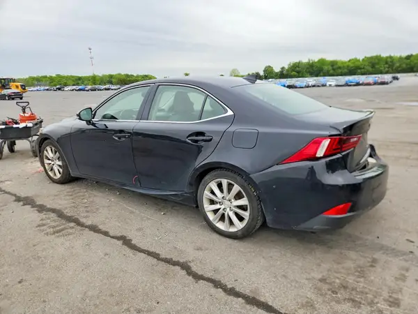 JTHCM1D20G5013460 2016 LEXUS IS - Image 2