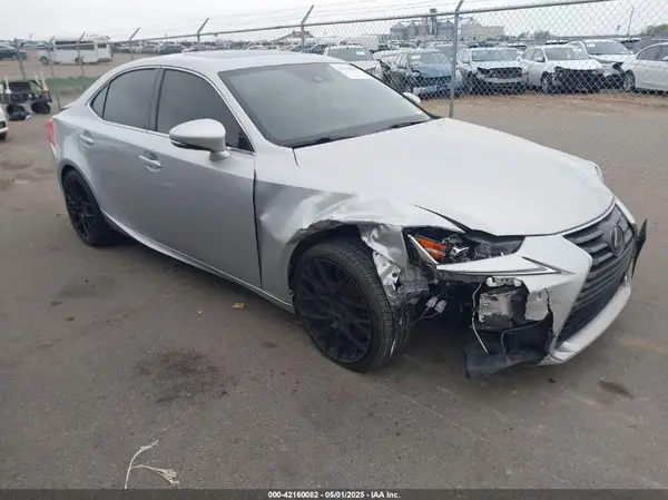 JTHCM1D20H5015064 2017 LEXUS IS - Image 1