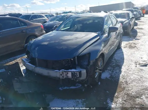 JTHCM1D20H5020829 2017 LEXUS IS - Image 2