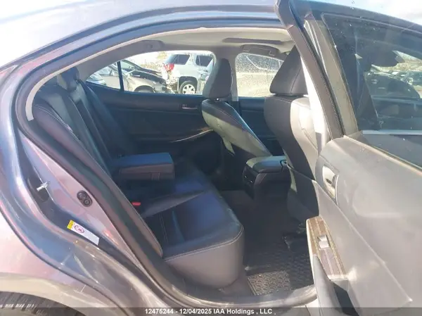 JTHCM1D20H5020829 2017 LEXUS IS - Image 8