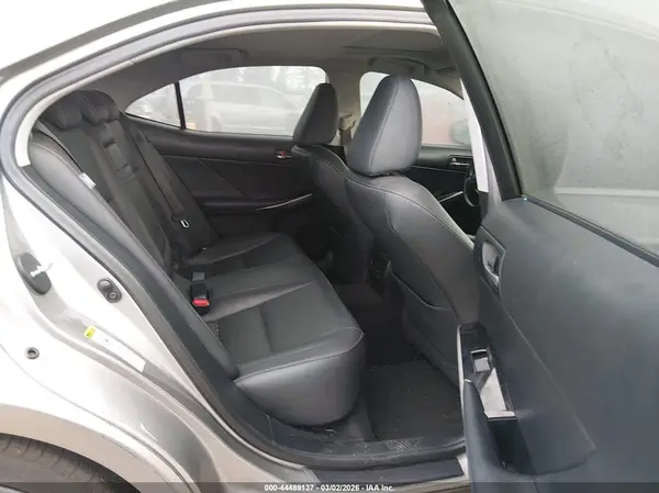 JTHCM1D21G5003892 2016 LEXUS IS - Image 8