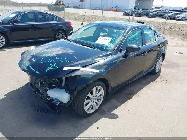 JTHCM1D21G5007151 2016 LEXUS IS - Image 2