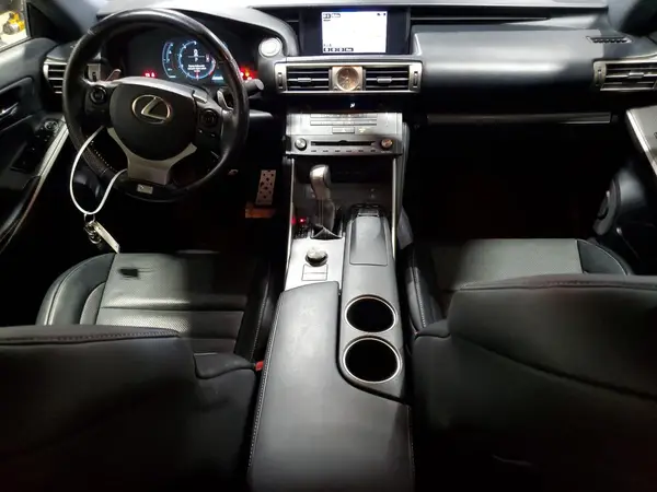 JTHCM1D21G5010325 2016 LEXUS IS - Image 8
