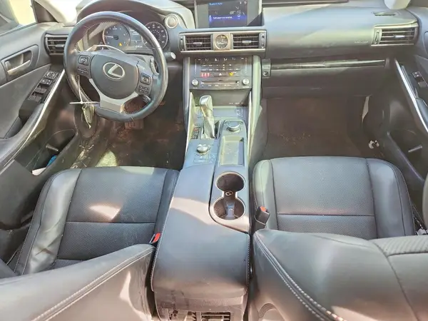 JTHCM1D21H5015719 2017 LEXUS IS - Image 8