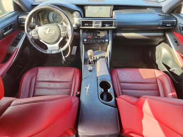 JTHCM1D21H5016272 2017 LEXUS IS - Image 8