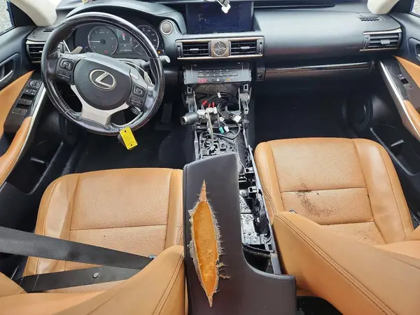 JTHCM1D21H5020788 2017 LEXUS IS - Image 8
