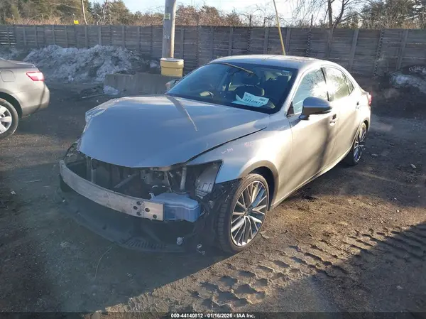 JTHCM1D22G5001147 2016 LEXUS IS - Image 2