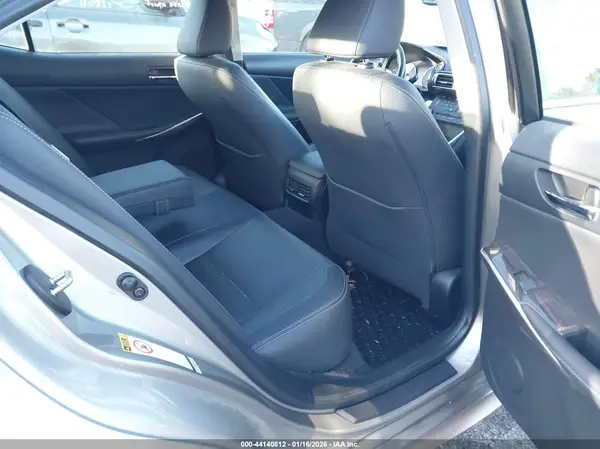 JTHCM1D22G5001147 2016 LEXUS IS - Image 8