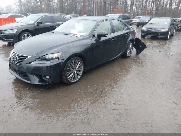 JTHCM1D22G5006106 2016 LEXUS IS - Image 2