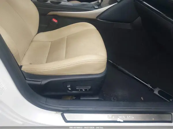 JTHCM1D22G5006963 2016 LEXUS IS - Image 8
