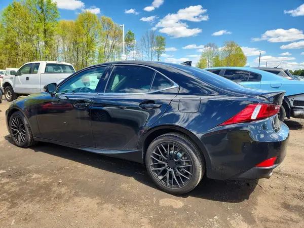 JTHCM1D22G5009748 2016 LEXUS IS - Image 2