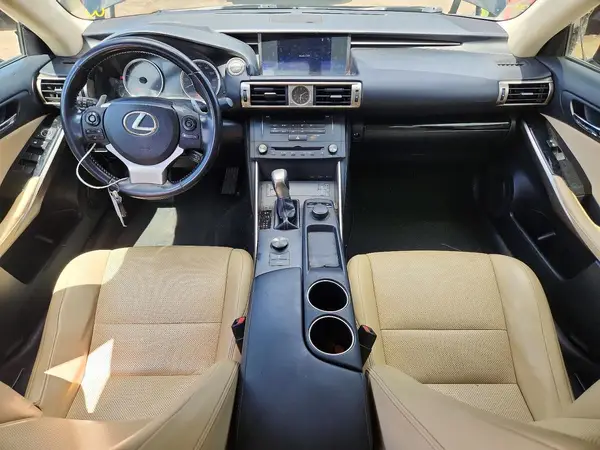 JTHCM1D22G5009748 2016 LEXUS IS - Image 8