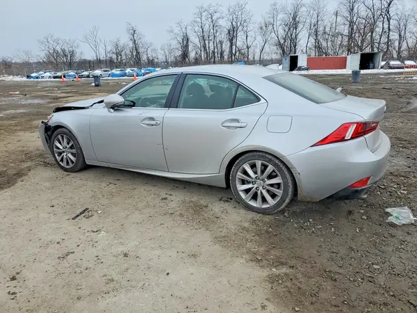 JTHCM1D22G5011435 2016 LEXUS IS - Image 2