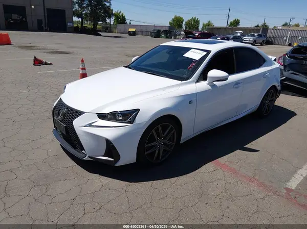 JTHCM1D22H5023117 2017 LEXUS IS - Image 2