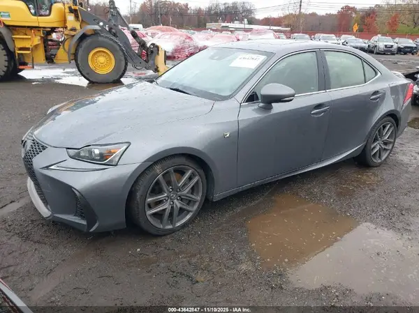 JTHCM1D22H5023151 2017 LEXUS IS - Image 2