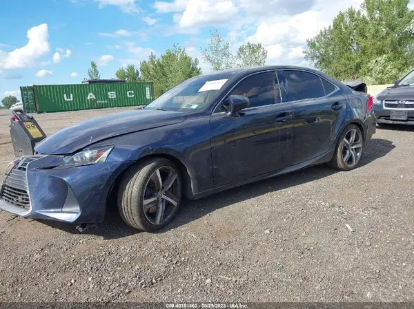 JTHCM1D22H5025904 2017 LEXUS IS - Image 2