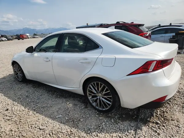 JTHCM1D23G5003716 2016 LEXUS IS - Image 2