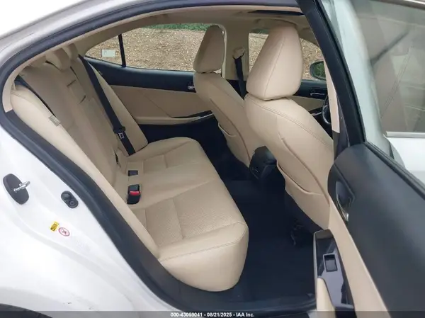JTHCM1D23G5003909 2016 LEXUS IS - Image 8