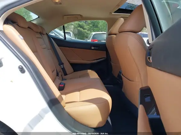 JTHCM1D23G5004915 2016 LEXUS IS - Image 8